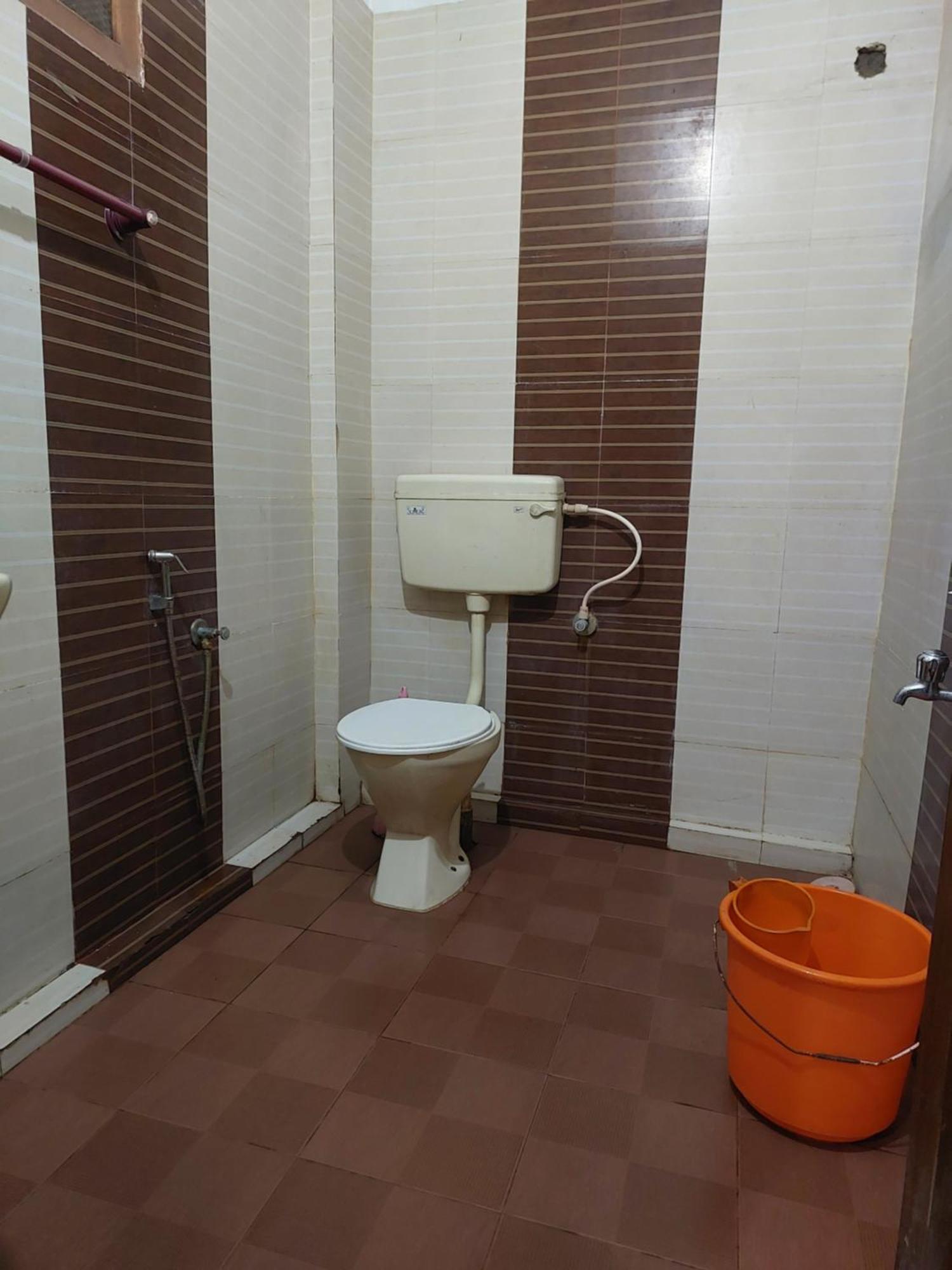 Adhithya Apartments Ґуруваюр Екстер'єр фото